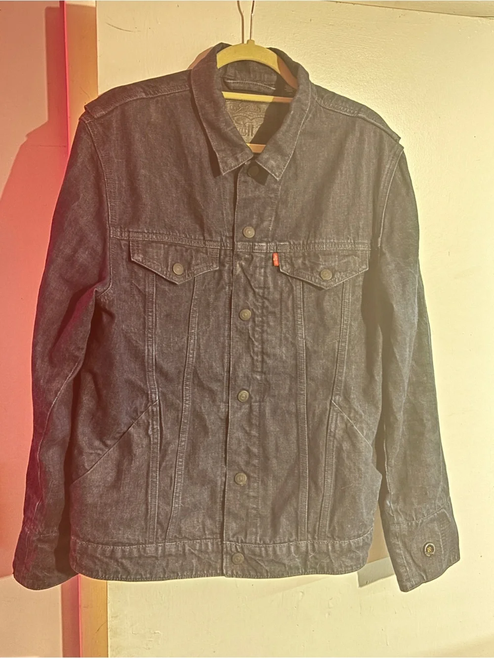 Levi's Men's Dark Indigo Denim Trucket Jacquard. Size L - Picture 4 of 9